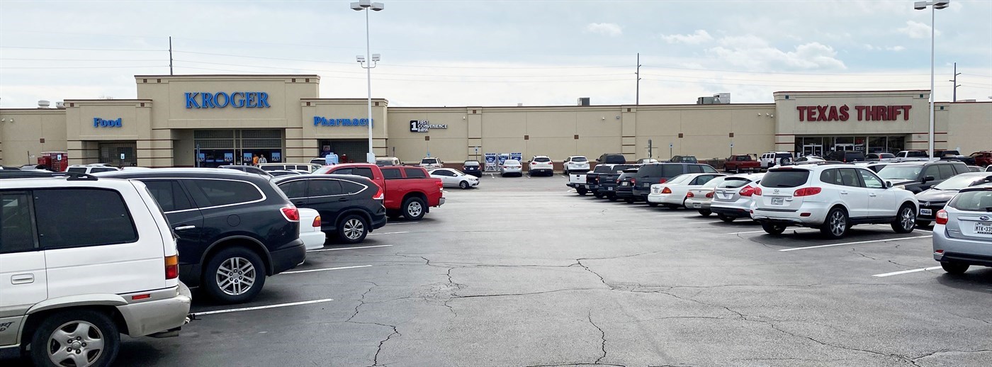 AutoZone lease brings center to full occupancy