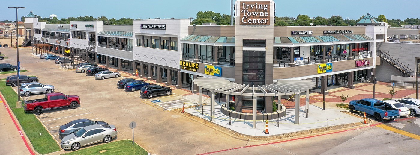 Juicy Seafood locates at Irving Towne Center