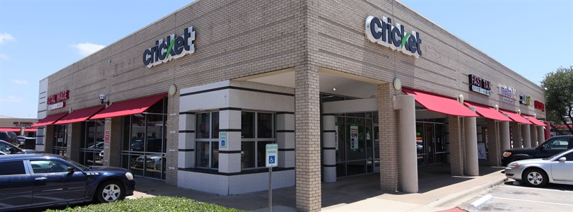 Plano-based LLC acquires Dallas shopping center 