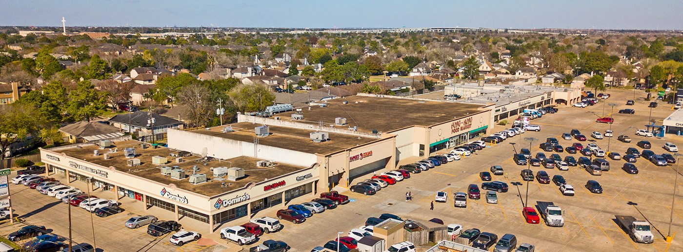 Investors take shopping centers in Lewisville, Plano and Southlake