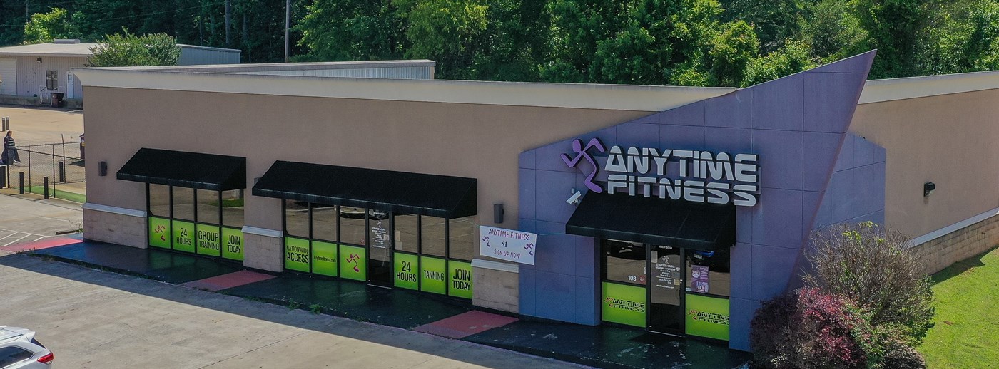 SOLD | 108 N Loop US 59
