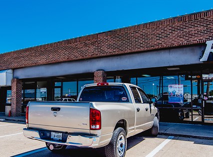 Arkansas & Cooper Shopping Center